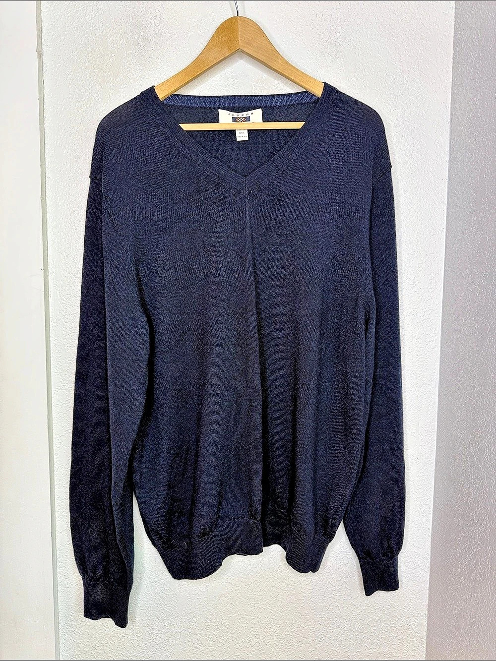Joseph Abboud Navy Merino Wool V-Neck Knit Sweater size XXL Preppy Quiet Luxury